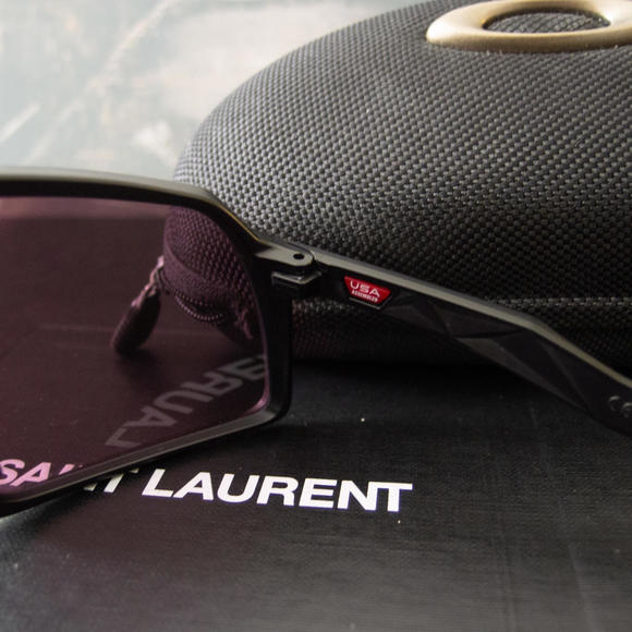 Oakley Sutro Prizm Sunglasses - Picture 4 of 7